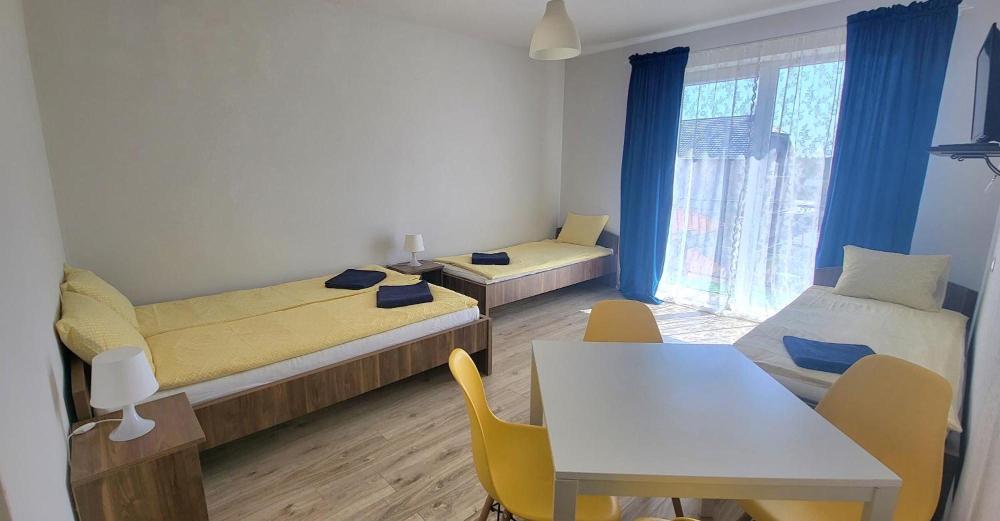 Emada- Pokoje Goscinne I Studia Ostrowo  Δωμάτιο φωτογραφία